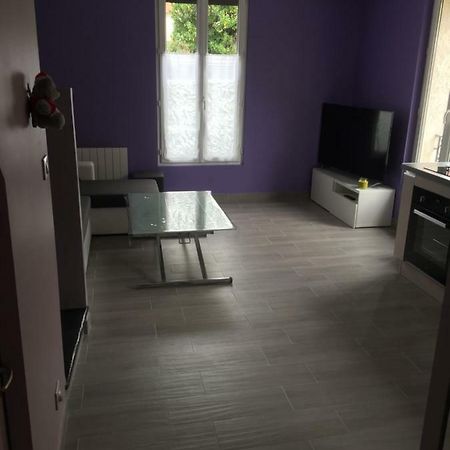 La maison parisienne maison deux pièces à louer au pied du métro Maisons-Alfort Esterno foto